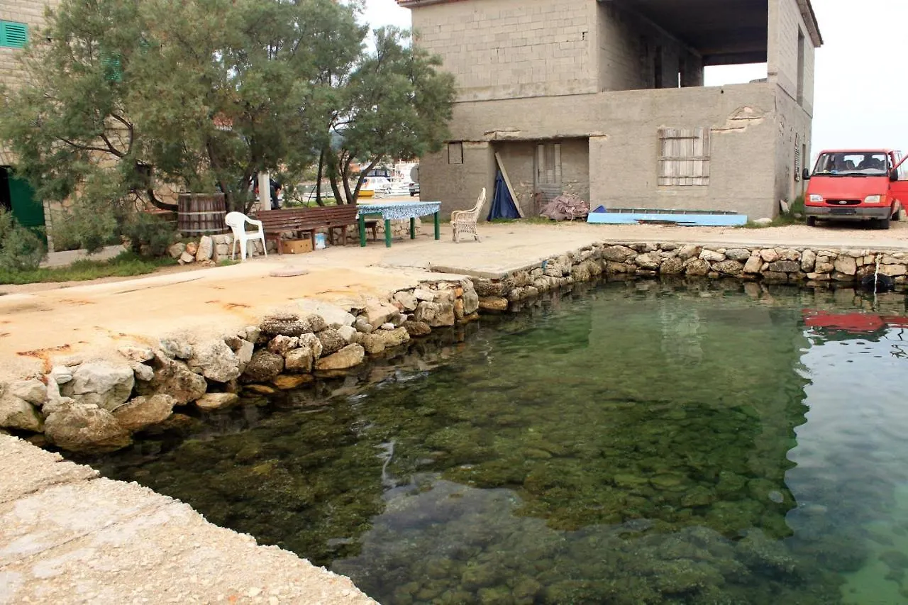 *** بيت ضيافة Apartments And Rooms By The Sea Nevidjane, Pasman - 11902 Neviđane كرواتيا