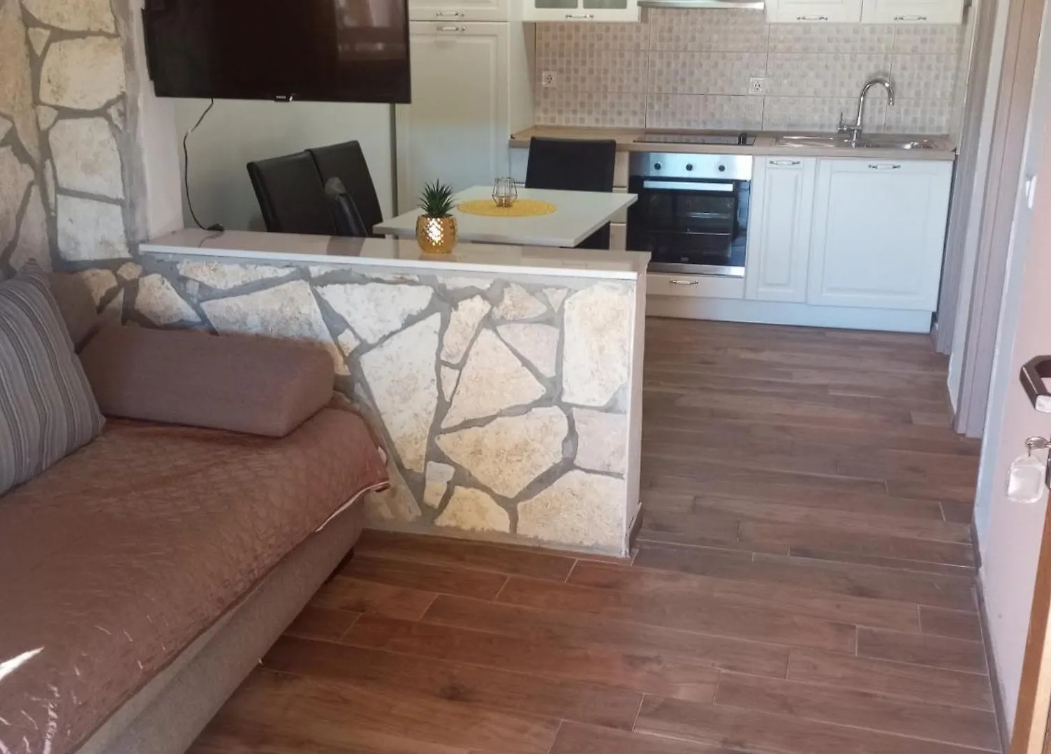 Apartments And Rooms By The Sea Nevidjane, Pasman - 11902 Neviđane بيت ضيافة